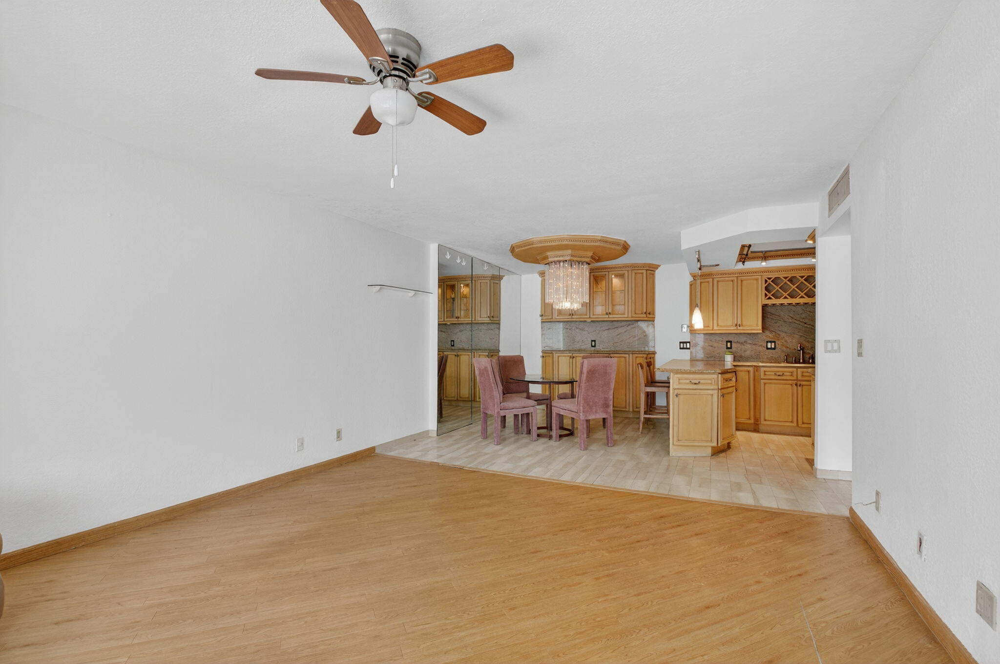 TIERRA DEL MAR CONDO - Residential Lease