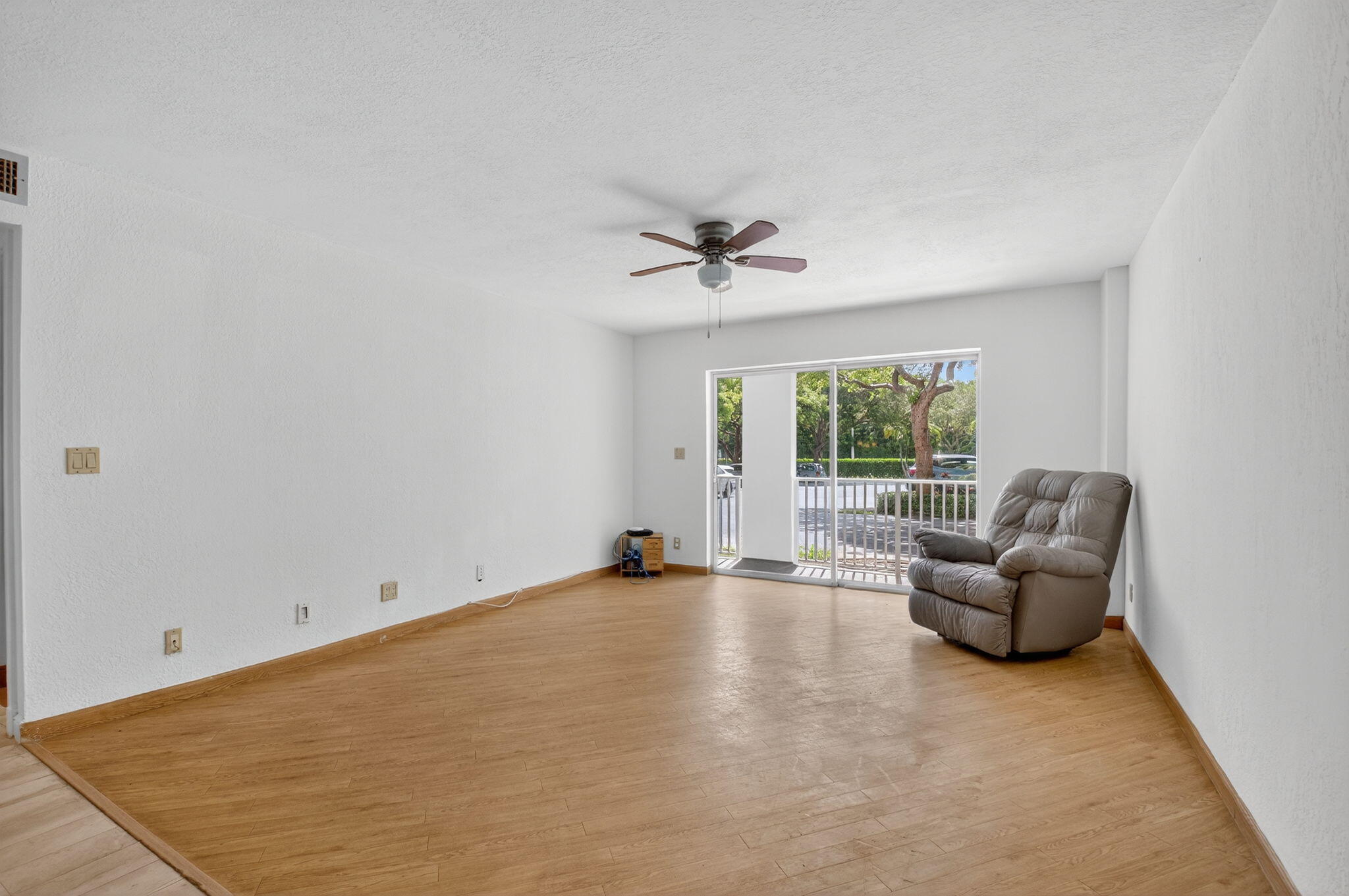 TIERRA DEL MAR CONDO - Residential Lease