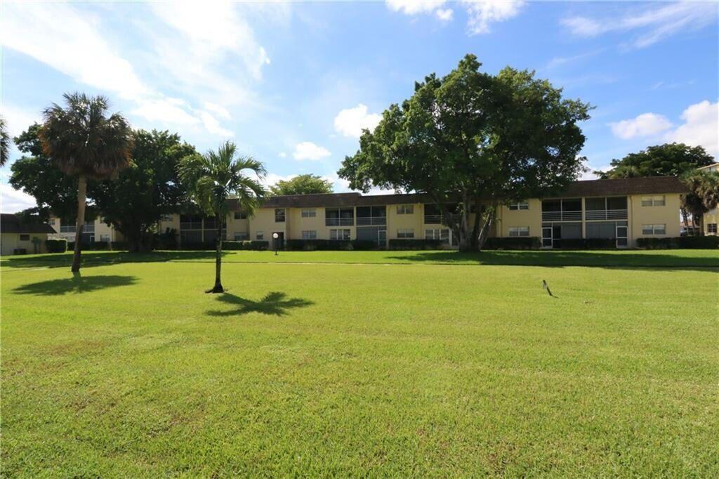 SANDALFOOT BLVD APTS CONDO - Residential Lease