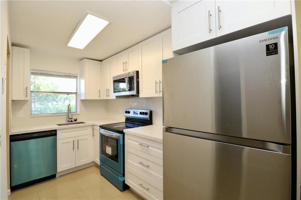 SANDALFOOT BLVD APTS CONDO - Residential Lease