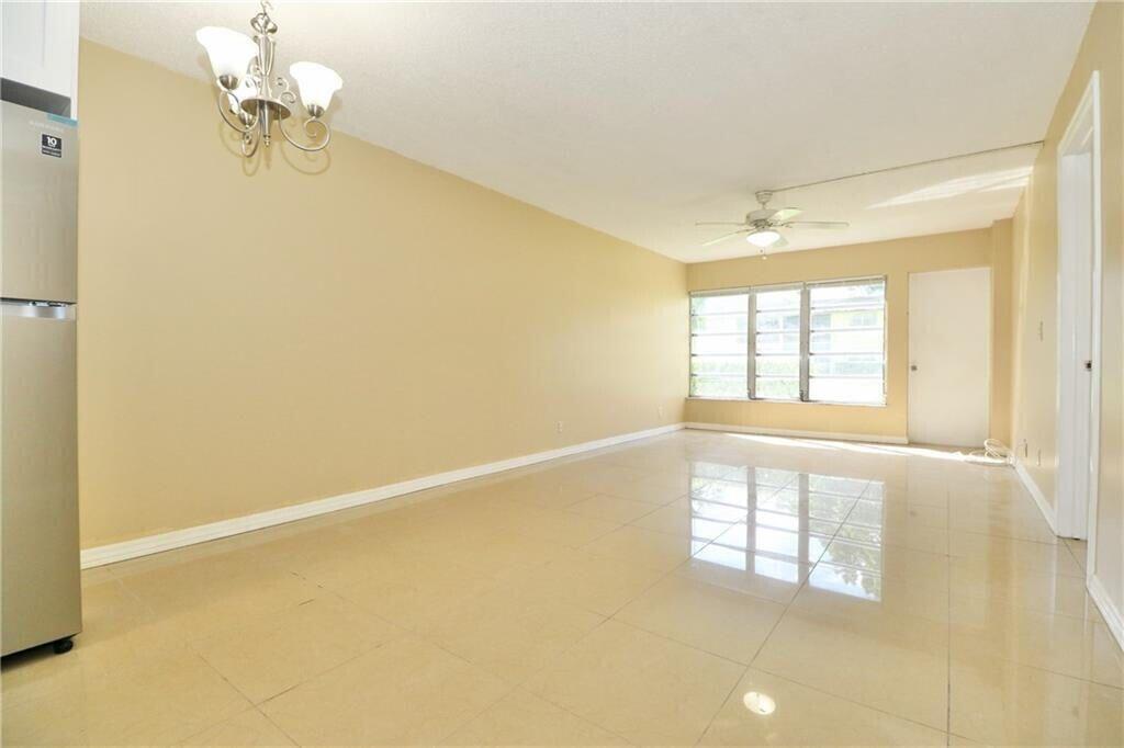 SANDALFOOT BLVD APTS CONDO - Residential Lease