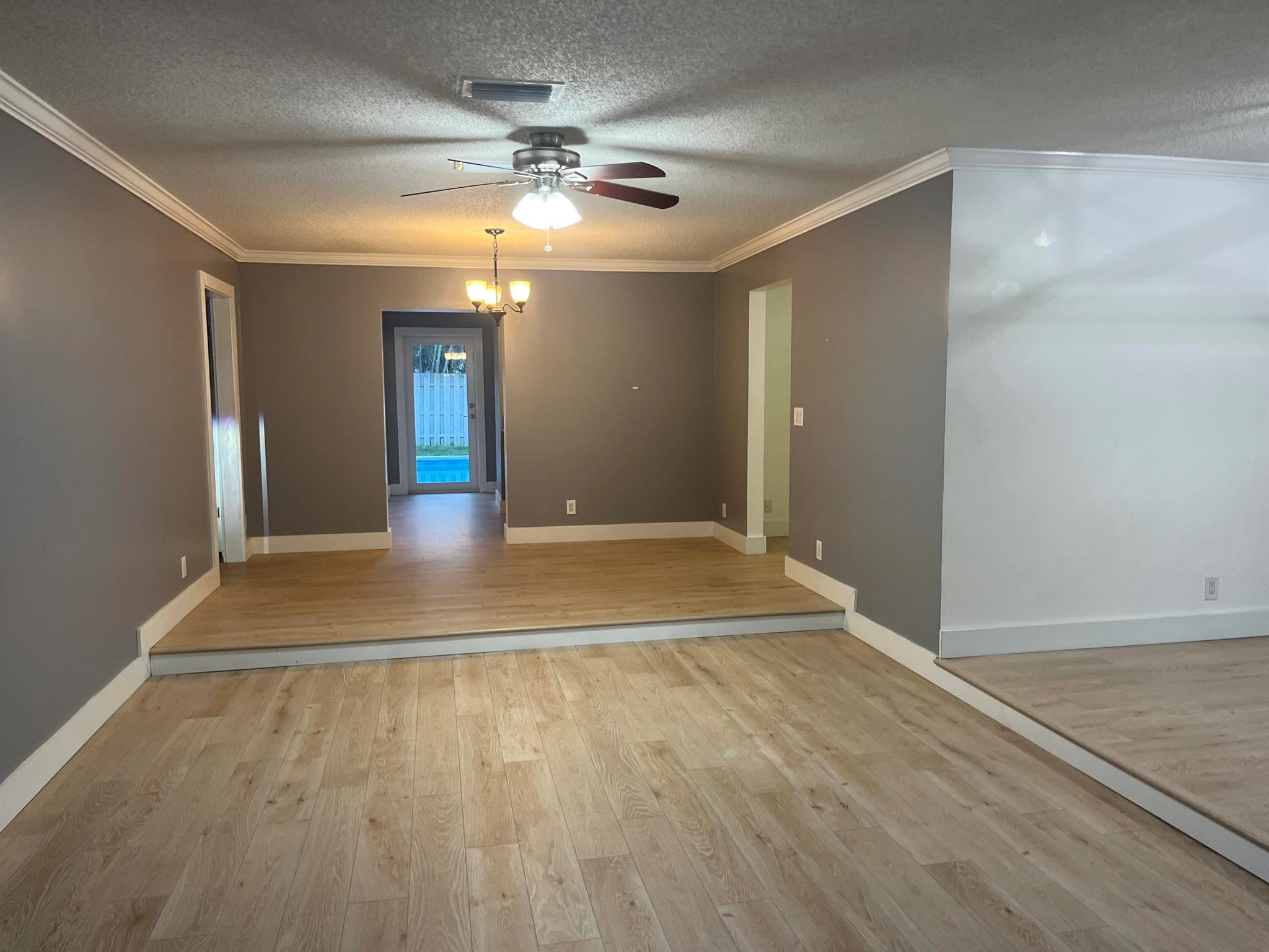 SEACREST HILLS/CHAPEL HIL - Residential Lease