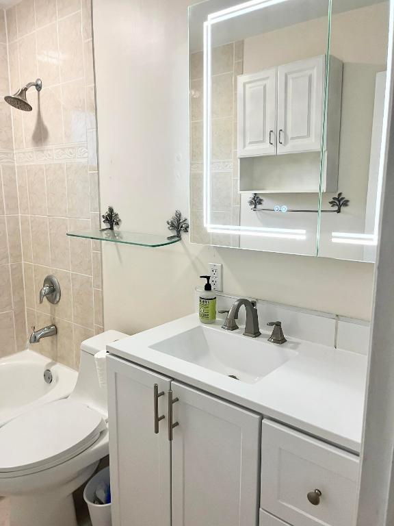 SEACREST HILLS/CHAPEL HILL - Residential Lease