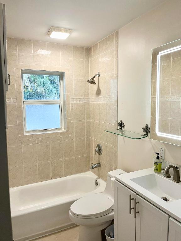 SEACREST HILLS/CHAPEL HILL - Residential Lease