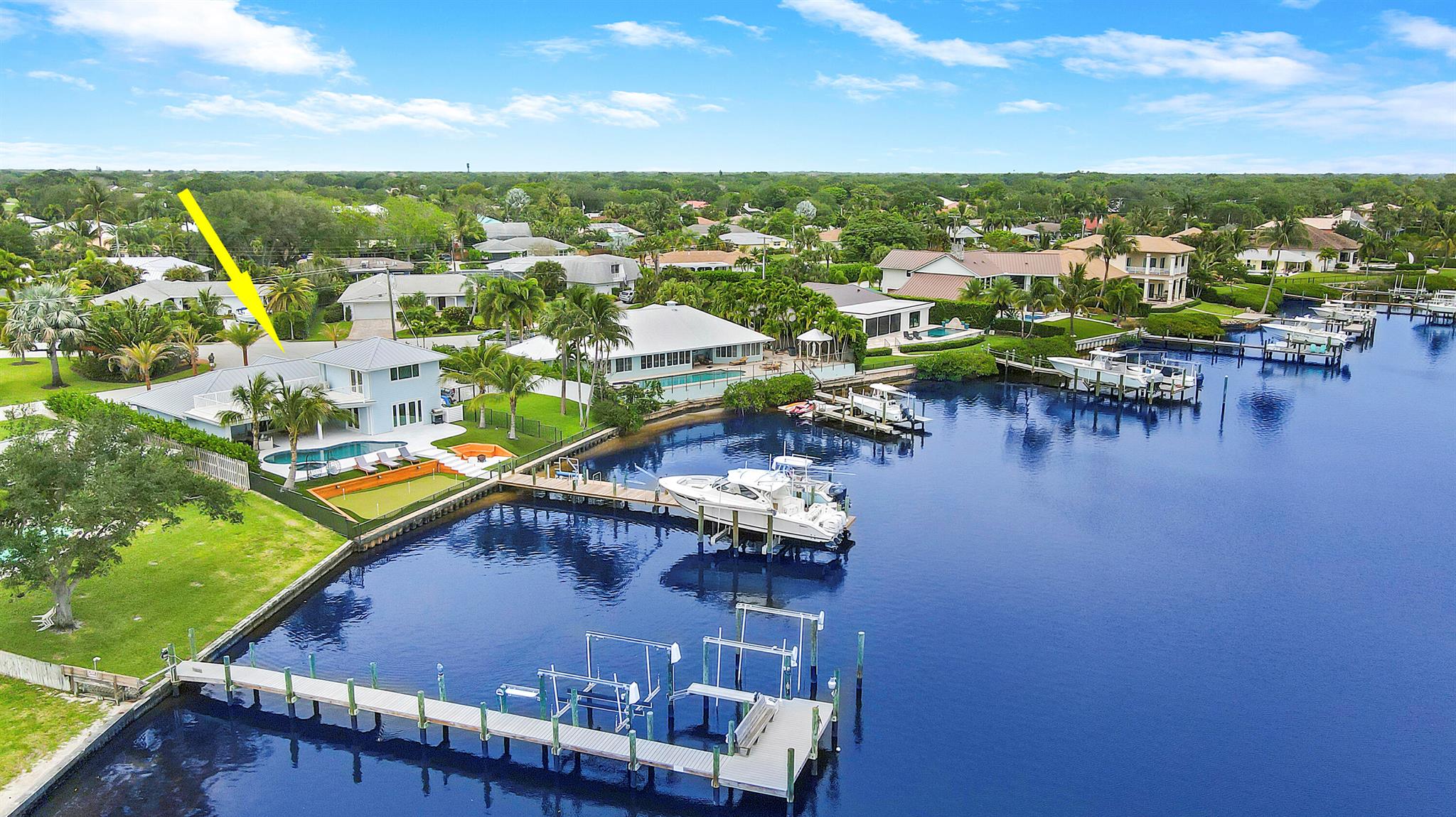 HUNT CLUB COLONY - Residential