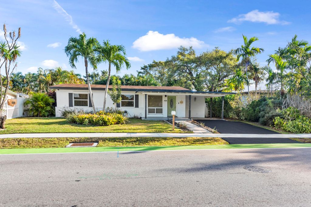 Photo of 408 NW 29th Street, Wilton Manors, FL 33311 (MLS # B26002369)