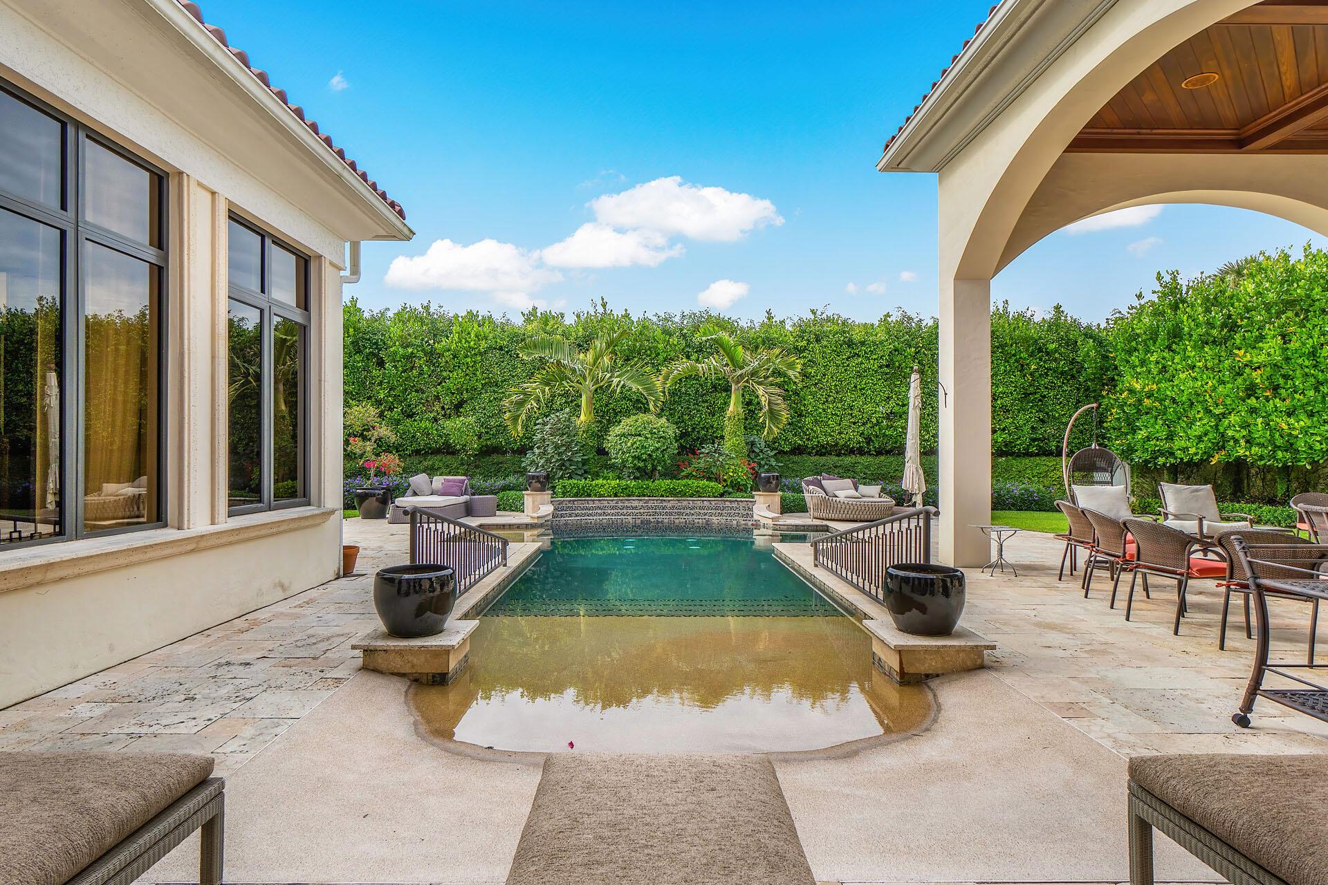 ROYAL PALM YACHT & COUNTR - Residential