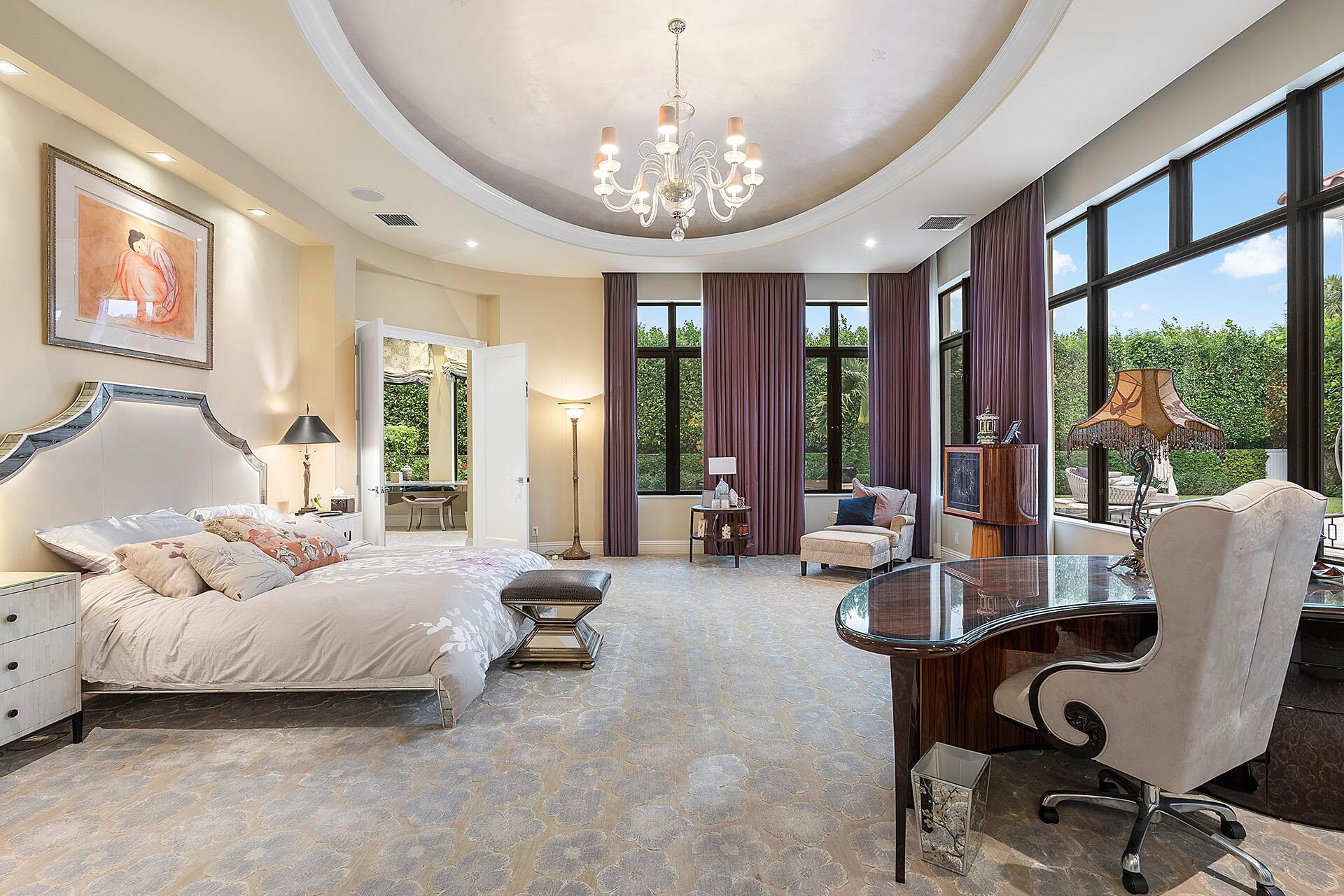 ROYAL PALM YACHT & COUNTR - Residential