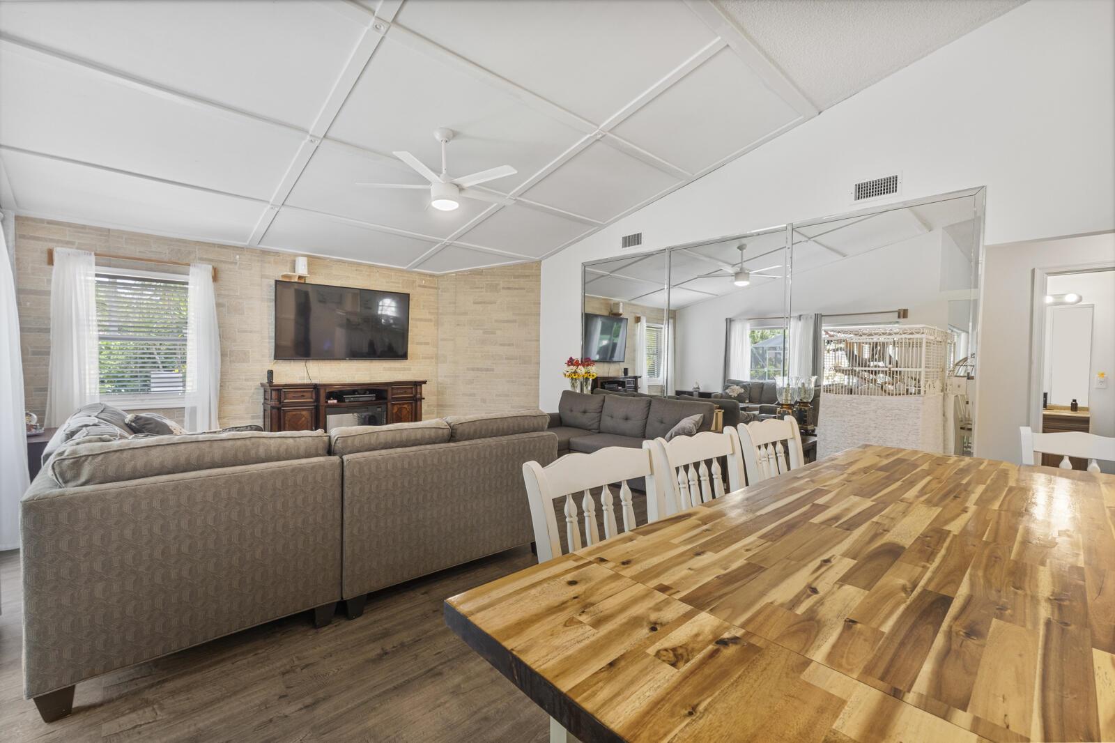 BROOKSIDE - Residential