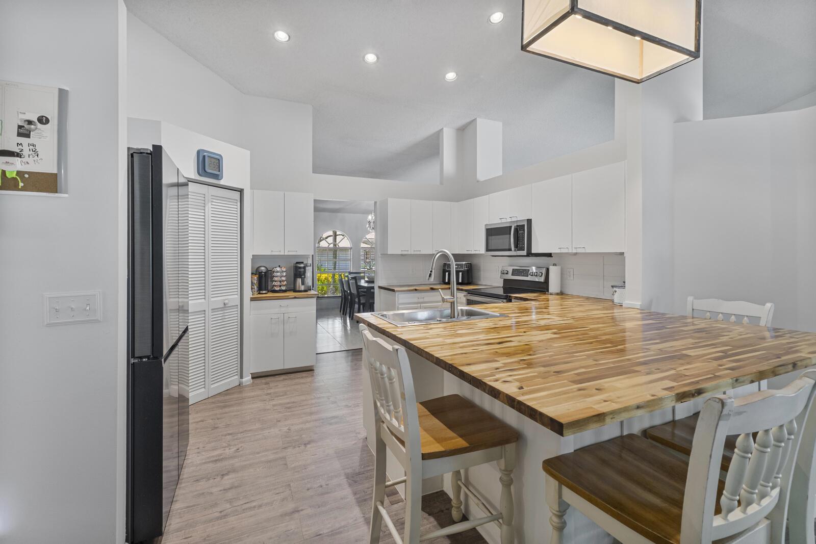 BROOKSIDE - Residential