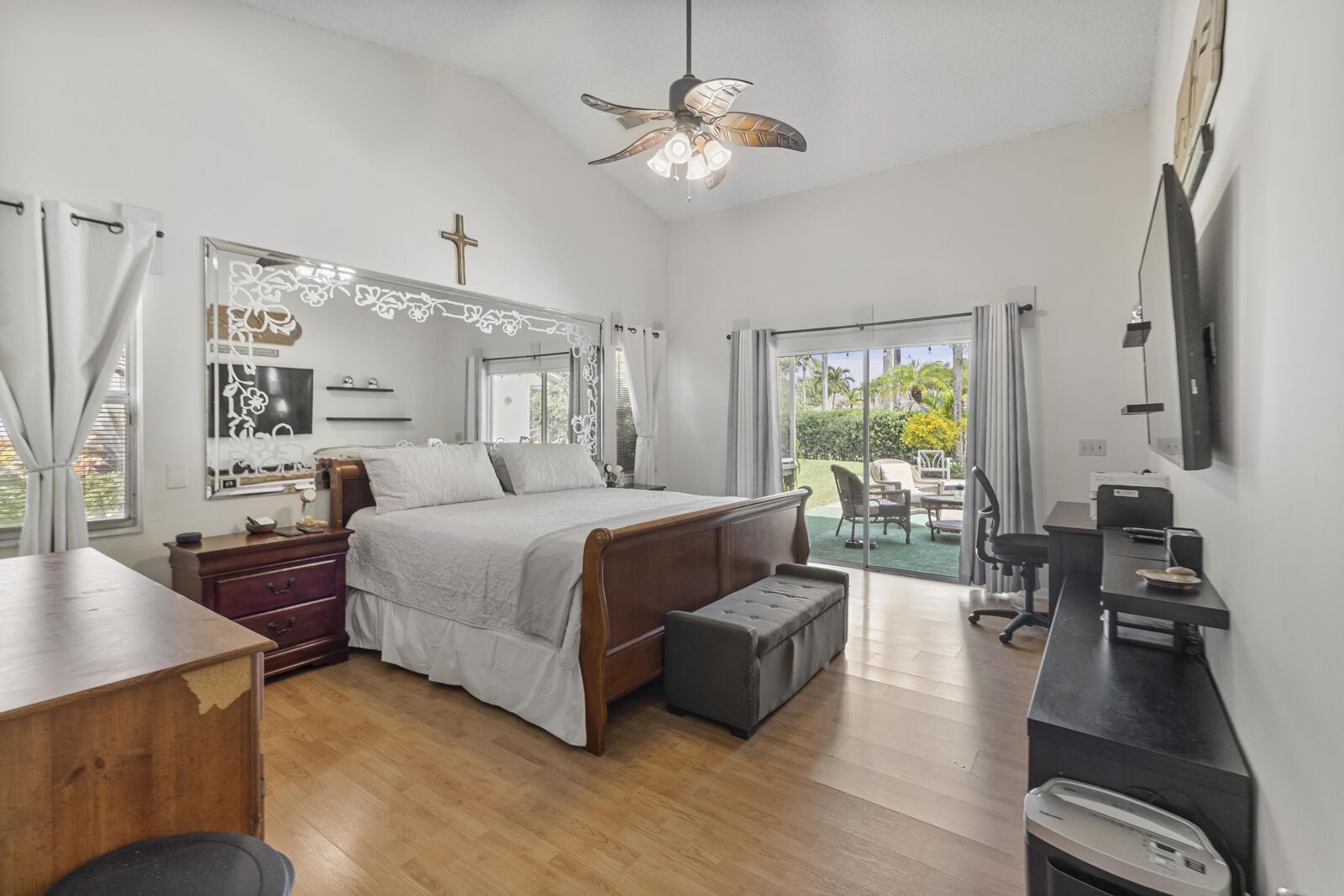 BROOKSIDE - Residential