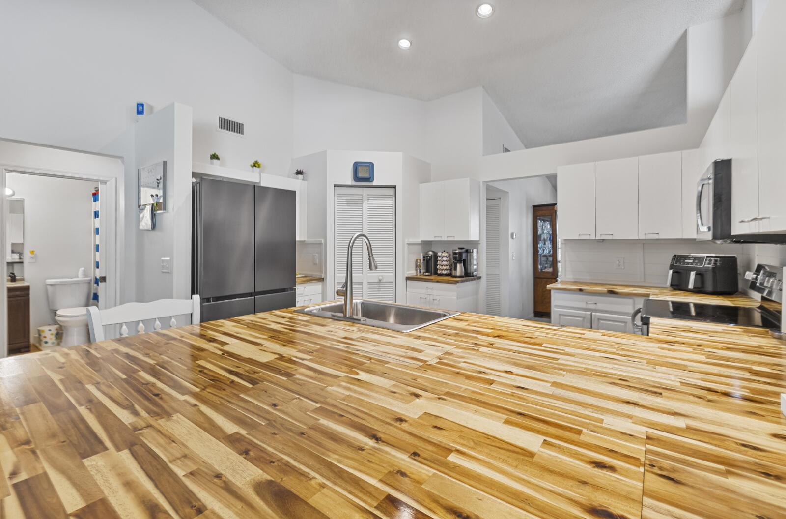 BROOKSIDE - Residential