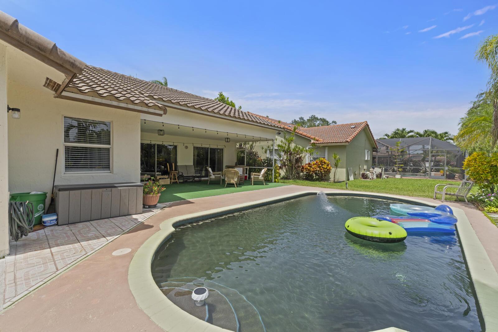 BROOKSIDE - Residential