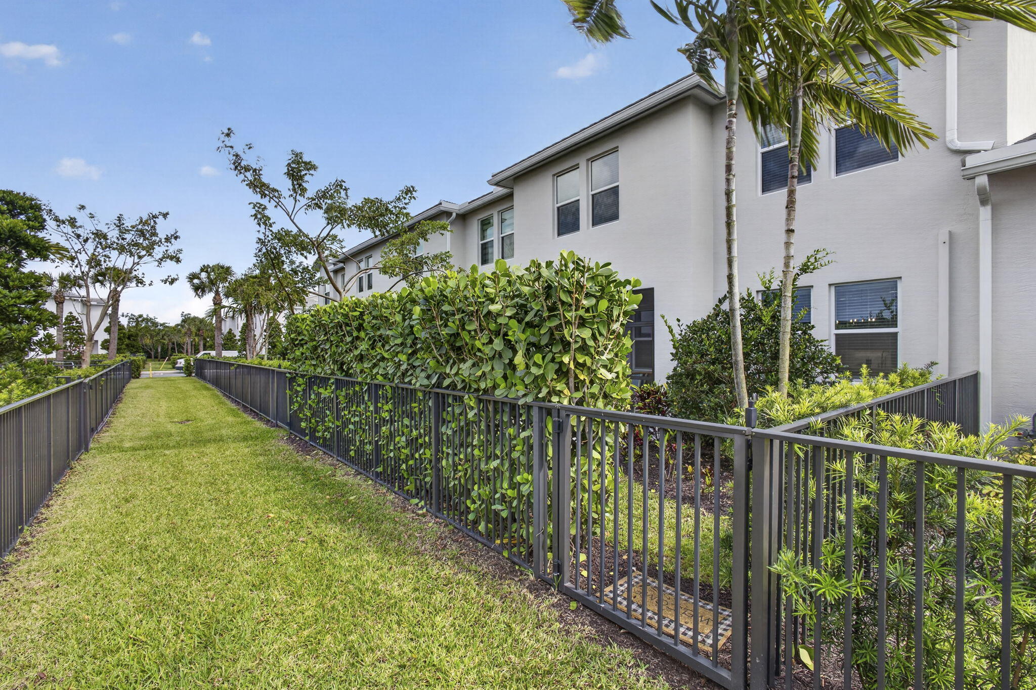 CROSSINGS OF WESTLAKE - Residential