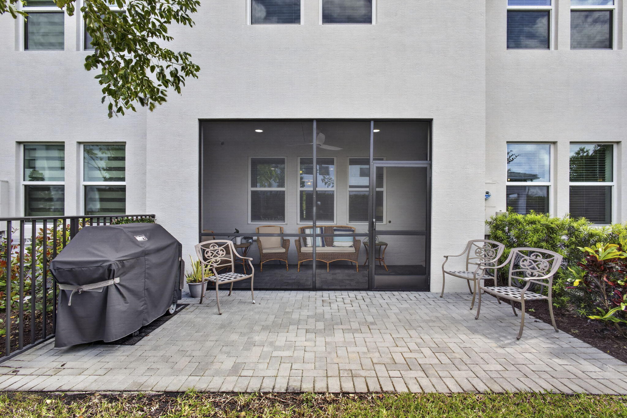 CROSSINGS OF WESTLAKE - Residential