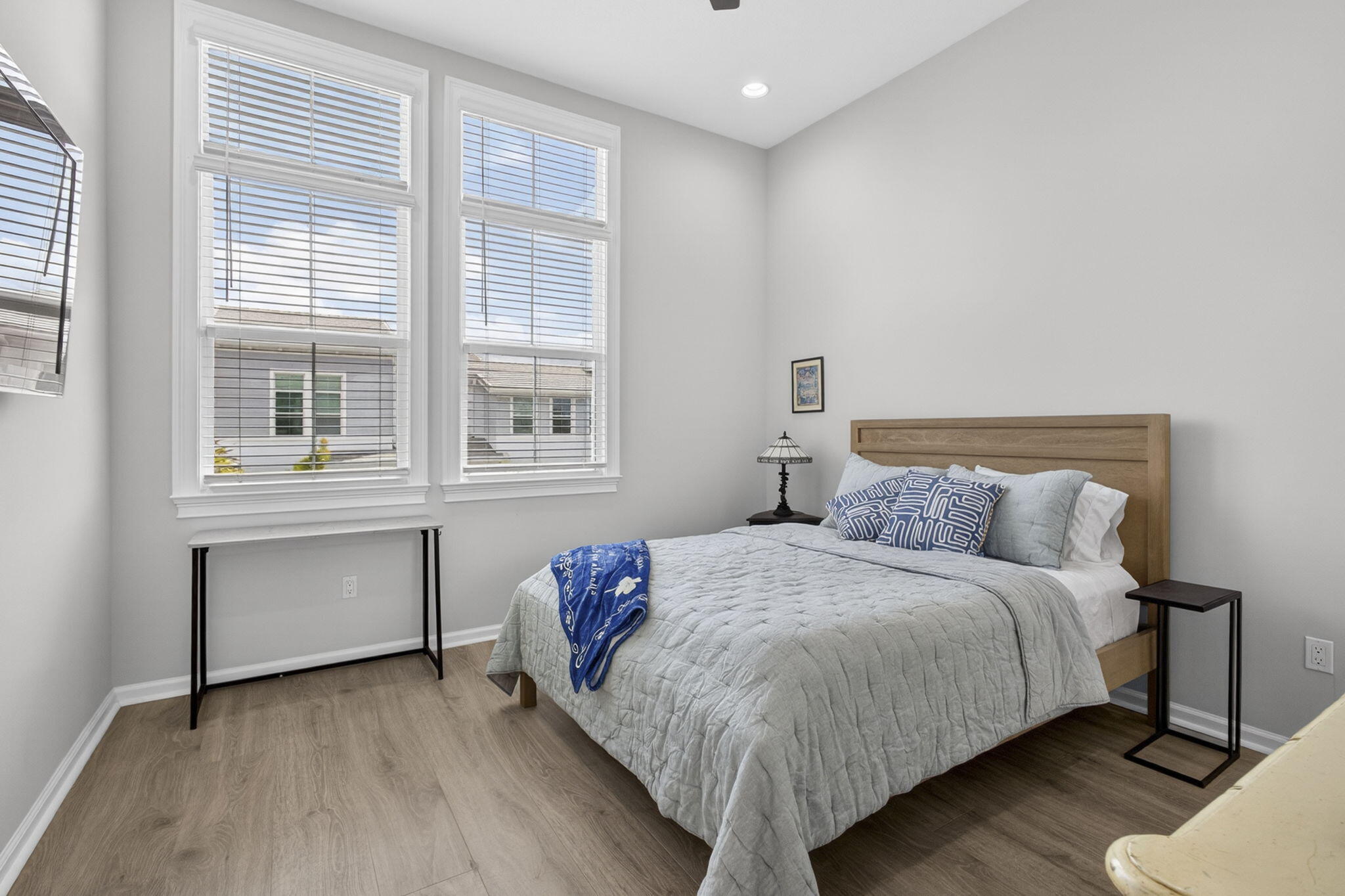 CROSSINGS OF WESTLAKE - Residential