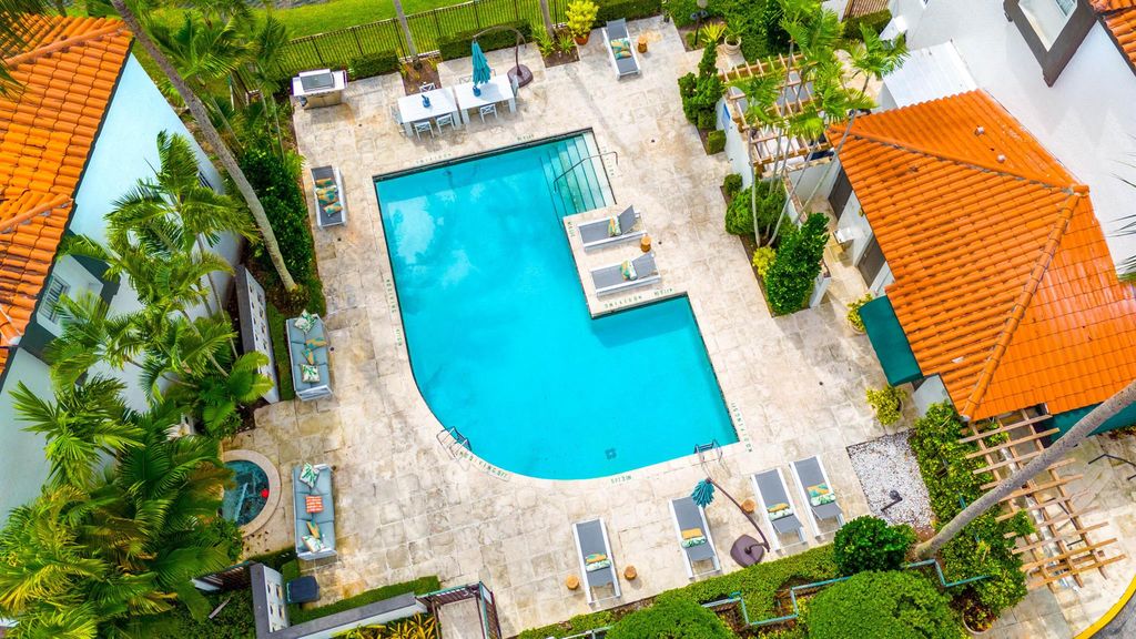 Photo of 20889 Saint Andrews Boulevard, Boca Raton, FL 33433 (MLS # R11016049)