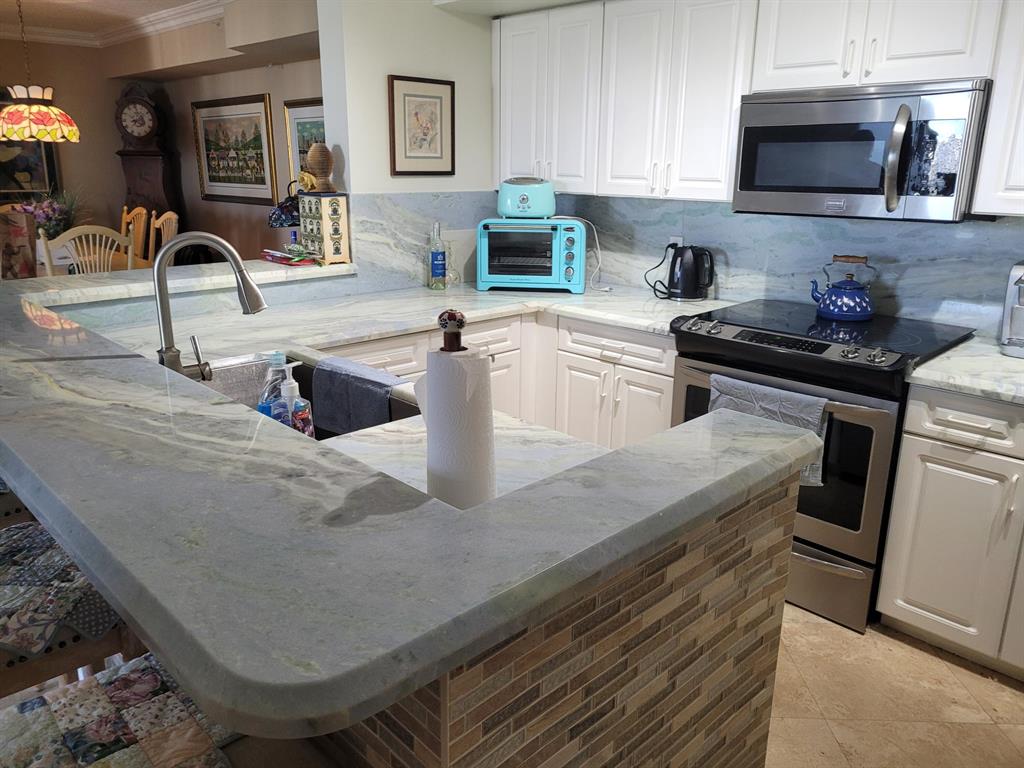 HIGHLAND BEACH CLUB CONDO - Residential Lease