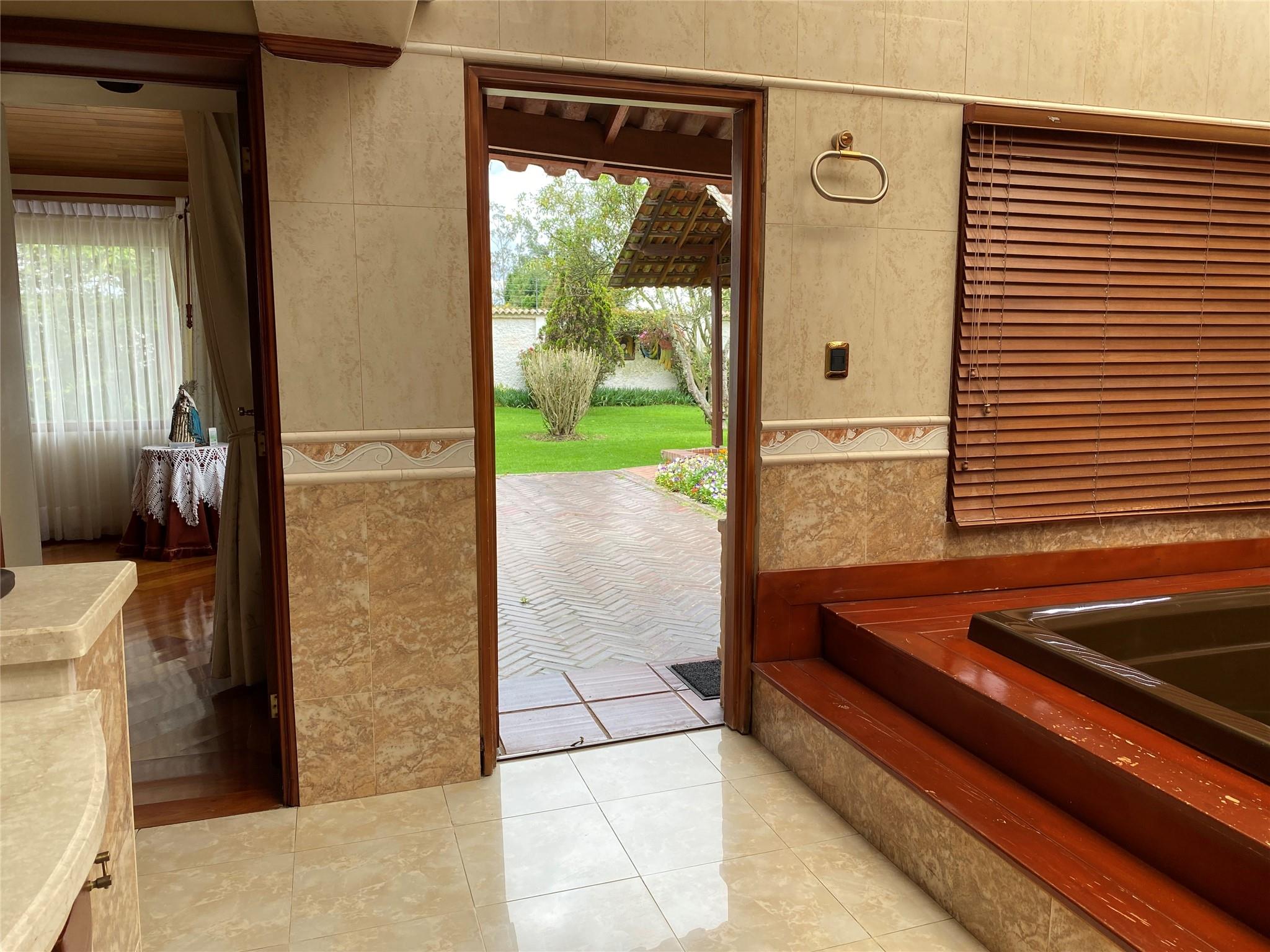 GUAYMARAL - Residential