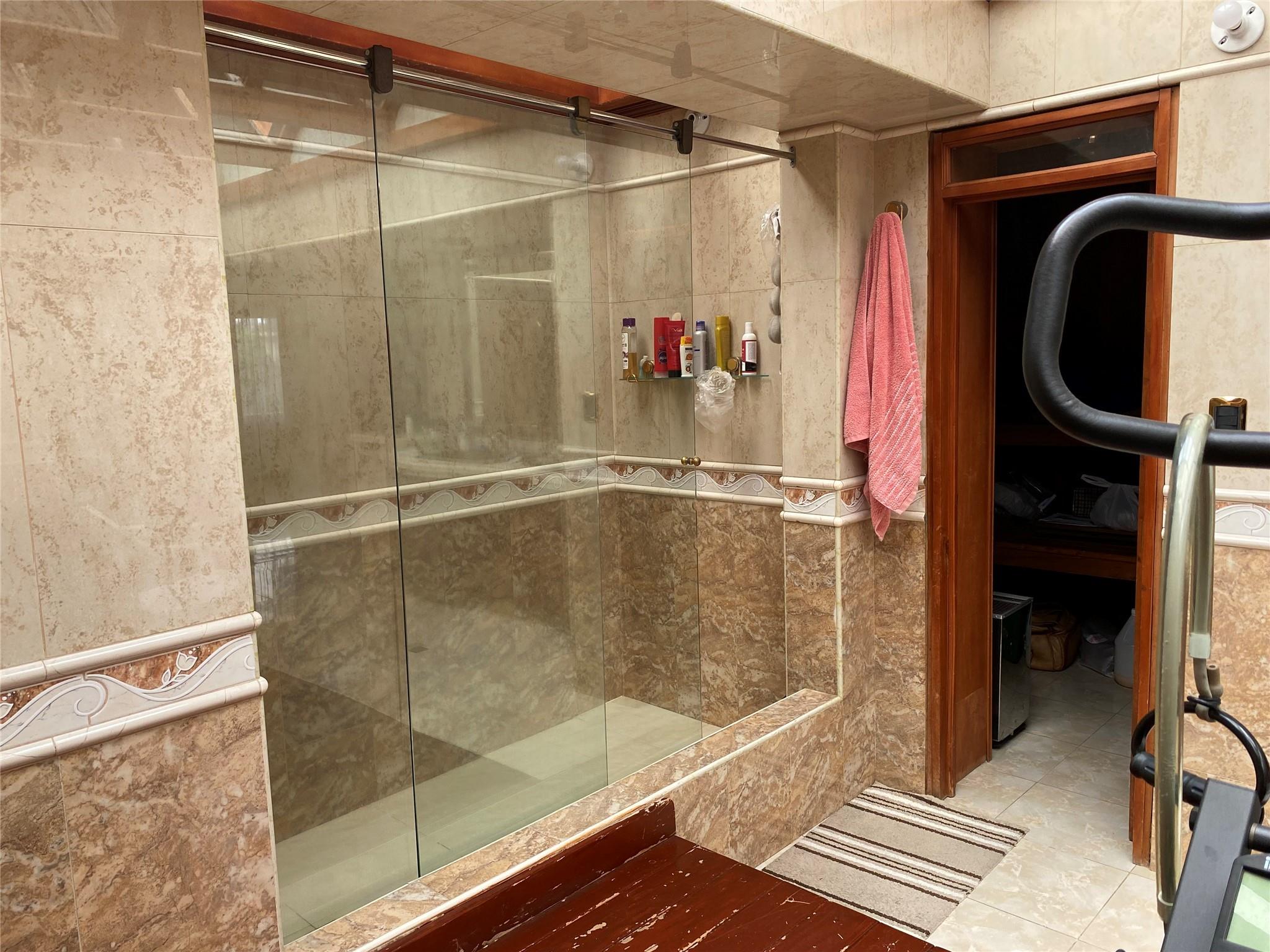 GUAYMARAL - Residential