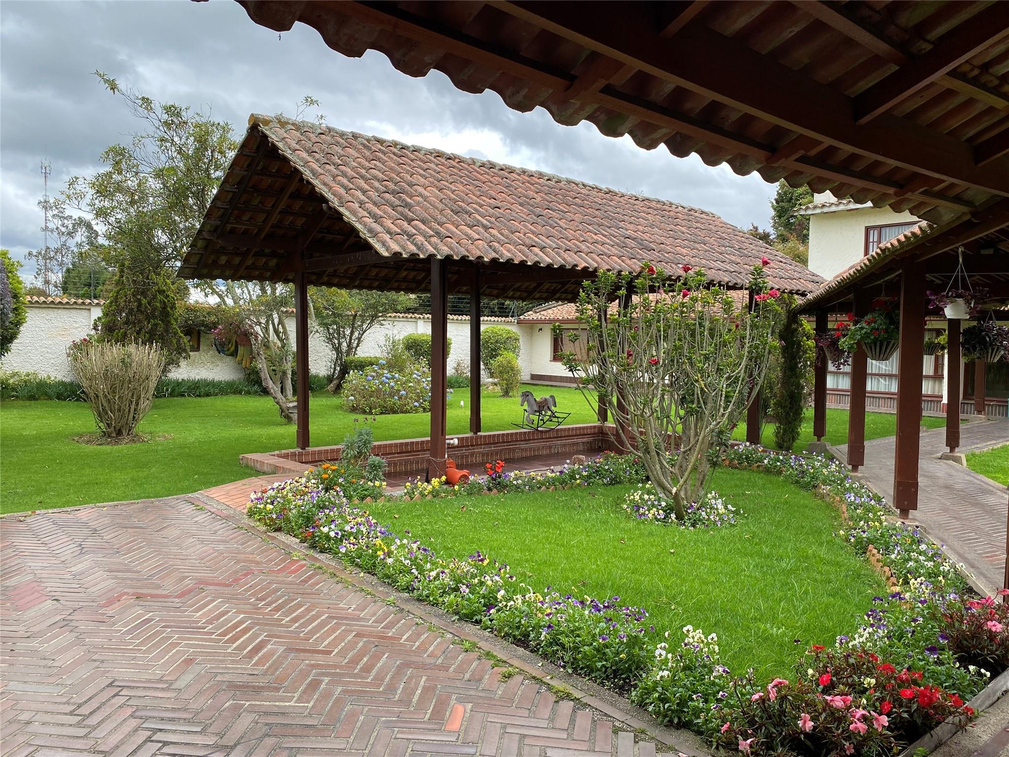 GUAYMARAL - Residential