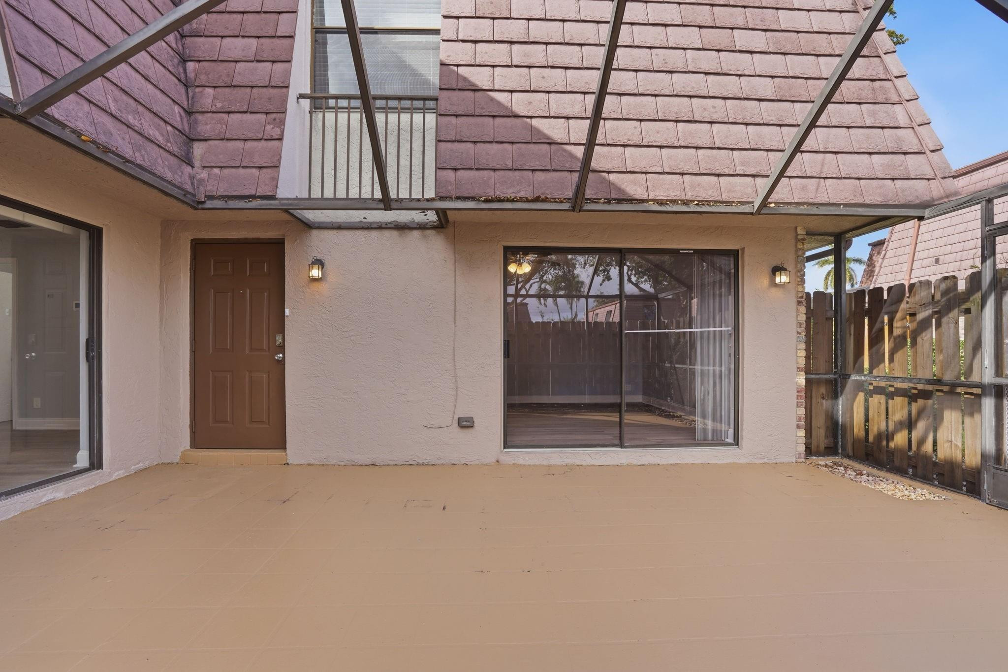 Courtyards At Boca II - Residential