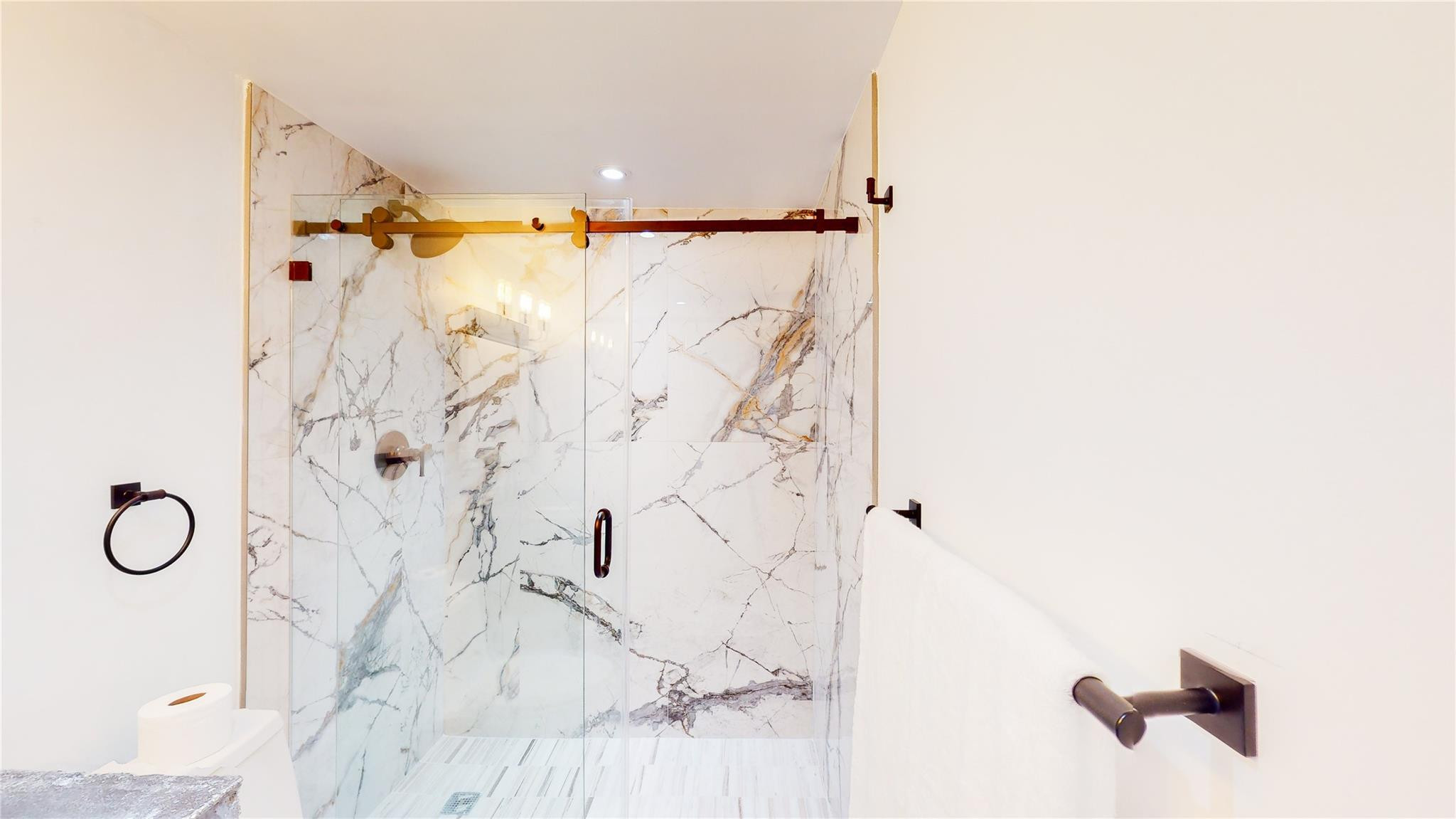 HOME TOWER - Residential