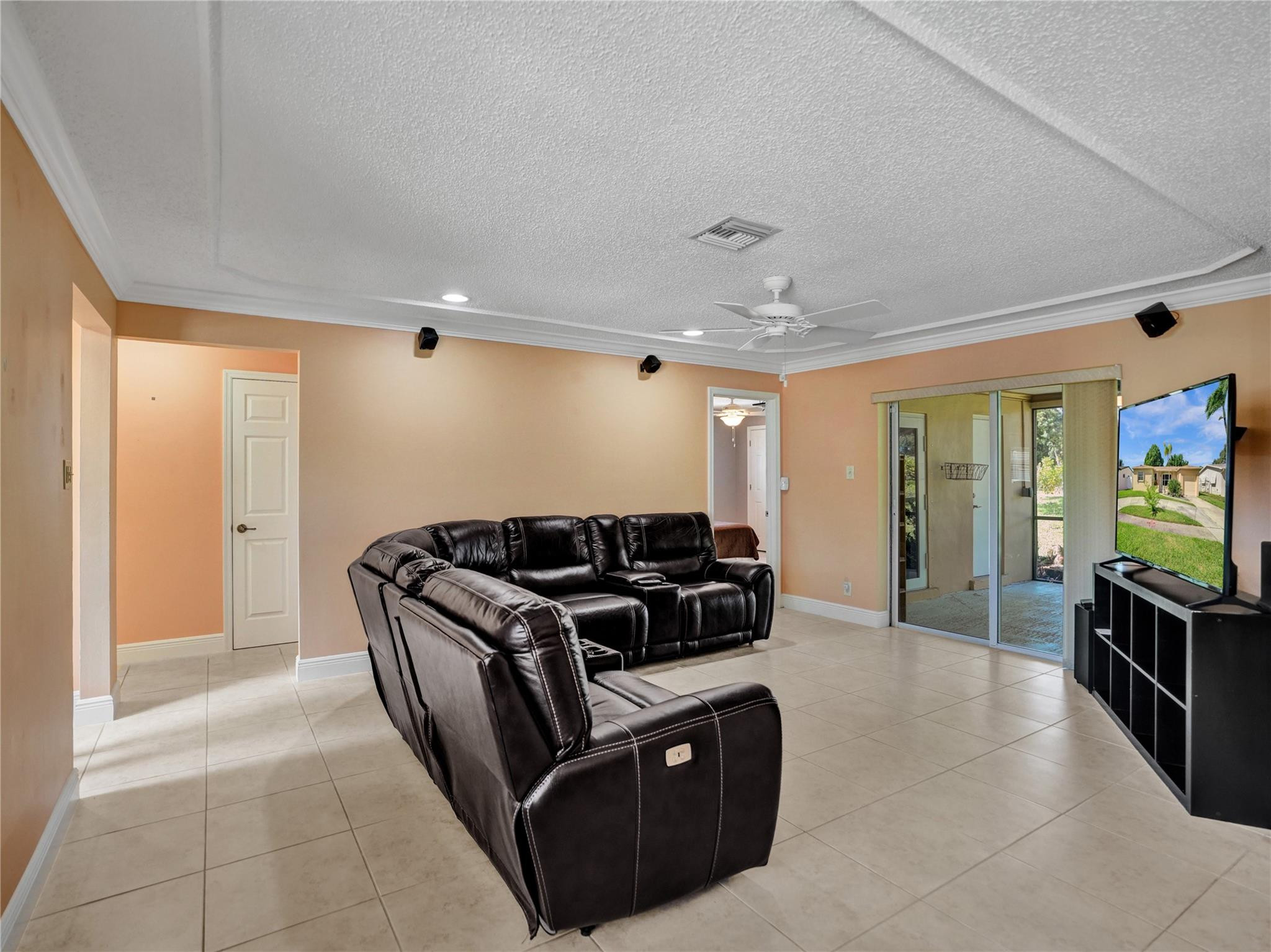Oriole-Margate Sec 4 78-2 - Residential