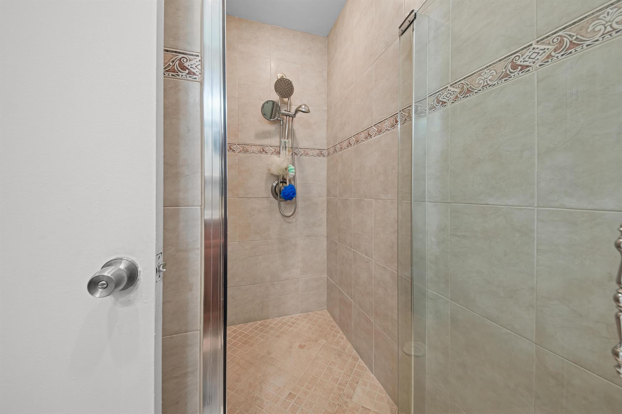 HIGH POINT OF DELRAY SEC - Residential