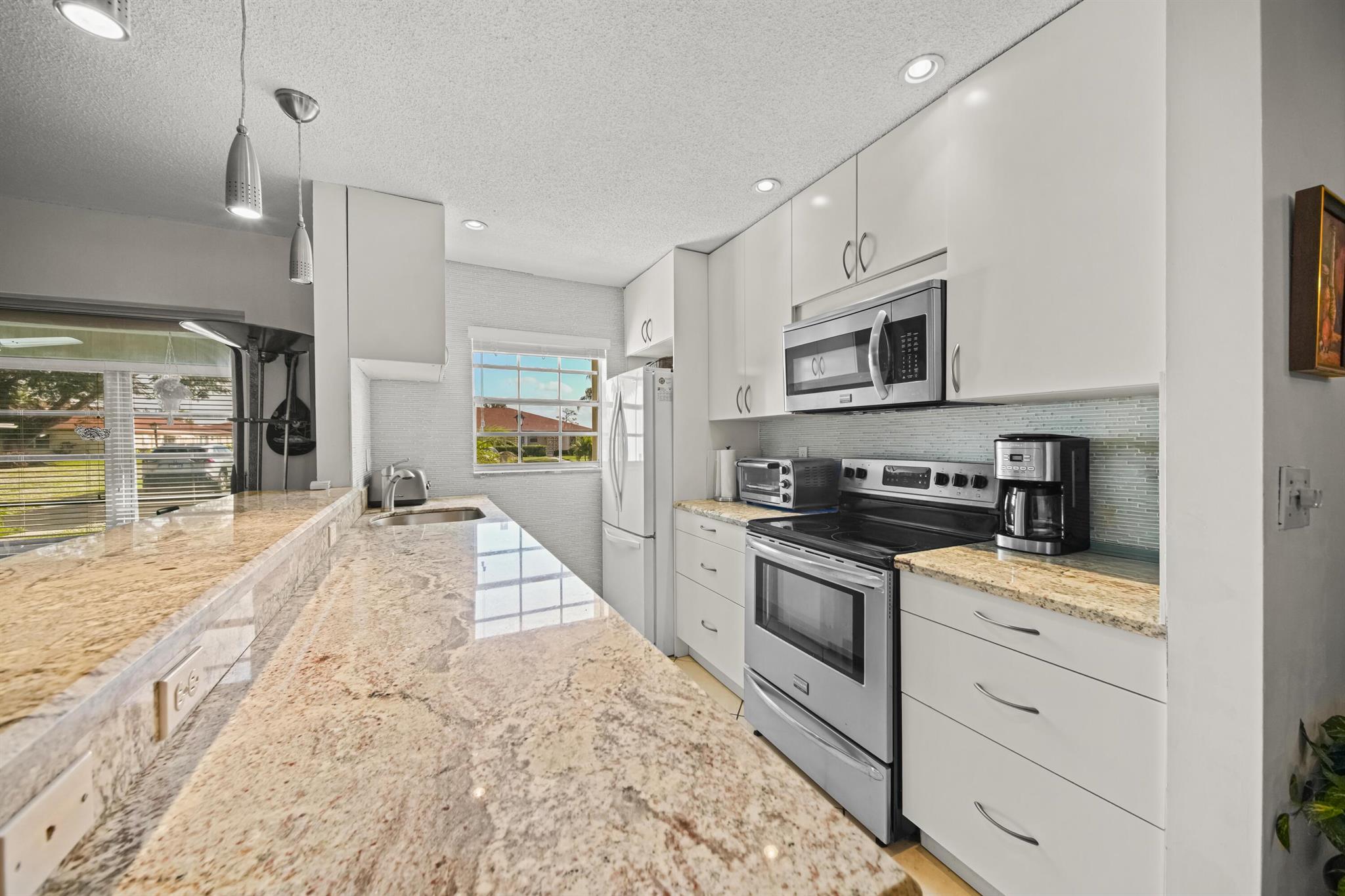 HIGH POINT OF DELRAY SEC - Residential