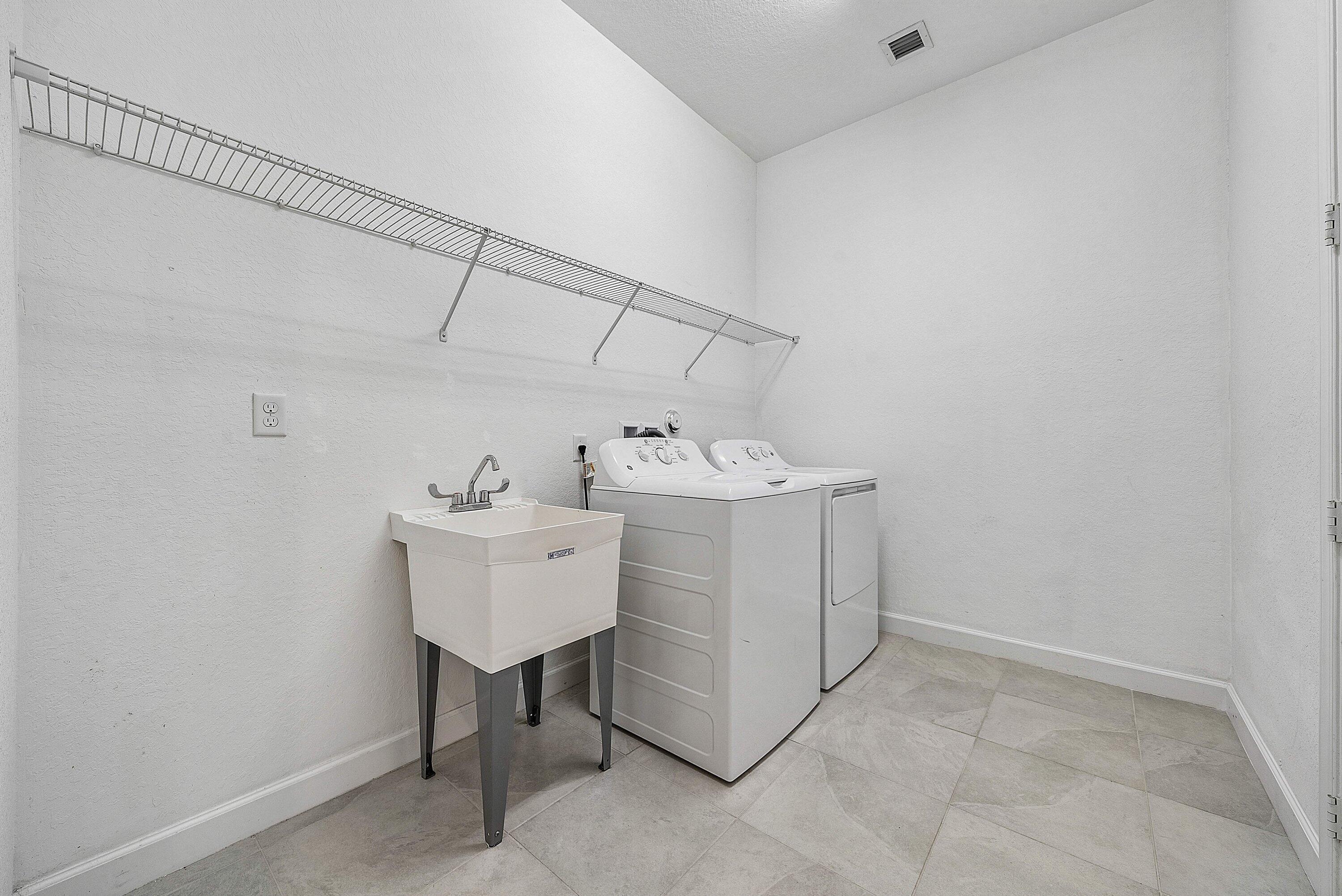 ARDEN PUD POD A WEST & POD B WEST - Residential