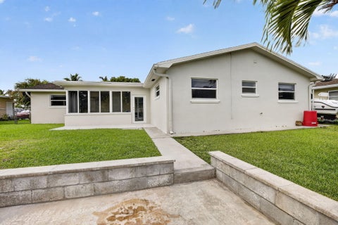 Tiny photo for 12411 SW 2nd Street, Plantation, FL 33325 (MLS # B26035789)