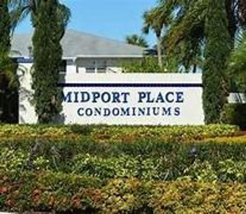 Photo of 1532 SE Royal Green Circle #O104, Port Saint Lucie, FL 34952 (MLS # F10391561)