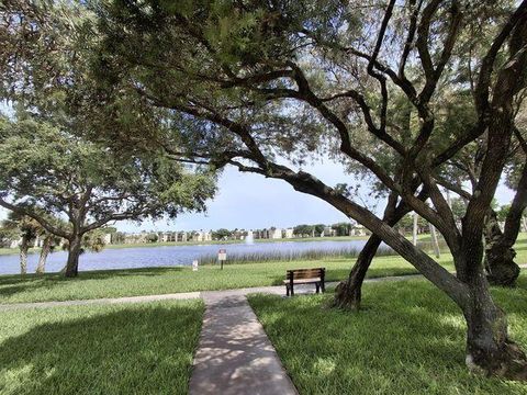 5220 Las Verdes Circle 304 Delray Beach FL 33484