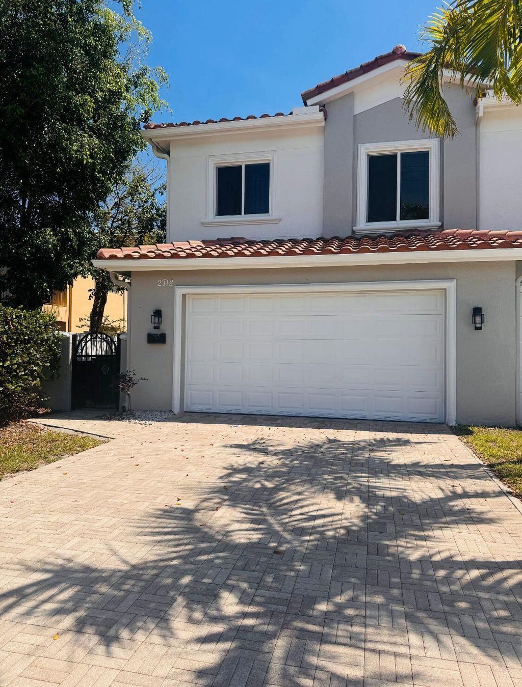 Photo of 2712 NE 30th Place, Fort Lauderdale, FL 33306 (MLS # R11102830)