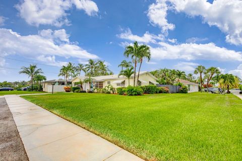 A home in Lake Worth Beach