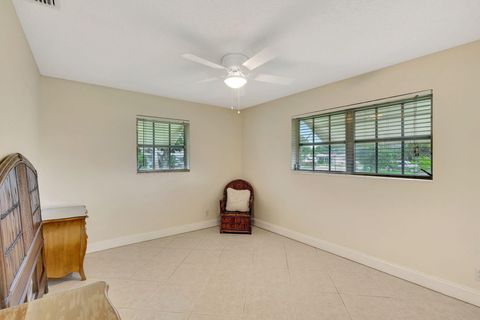 A home in Lake Worth Beach