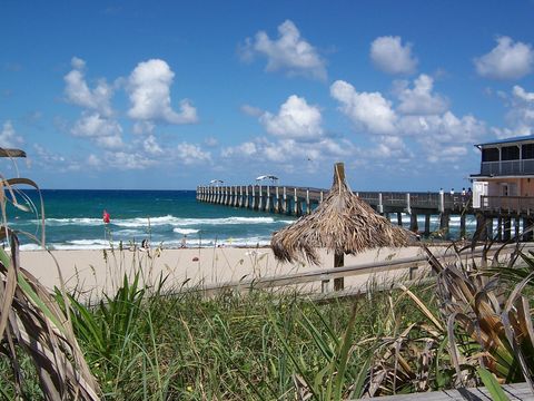 A home in Lake Worth Beach