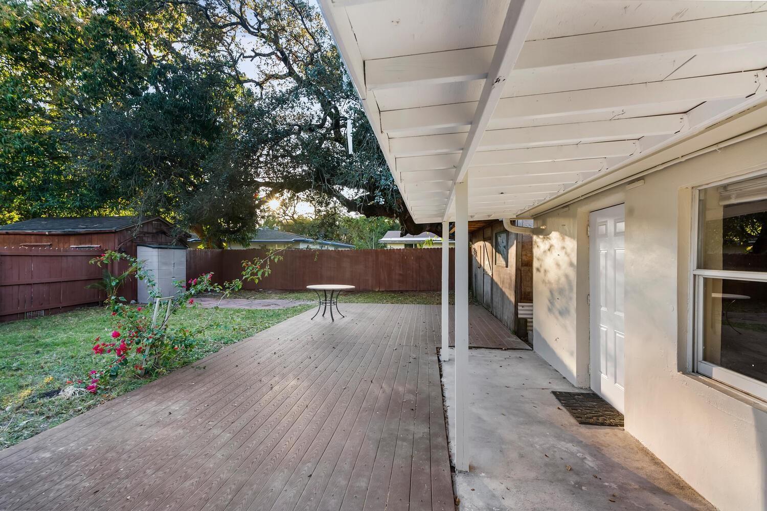 Seminole Park Sub 24-32 B - Residential Lease