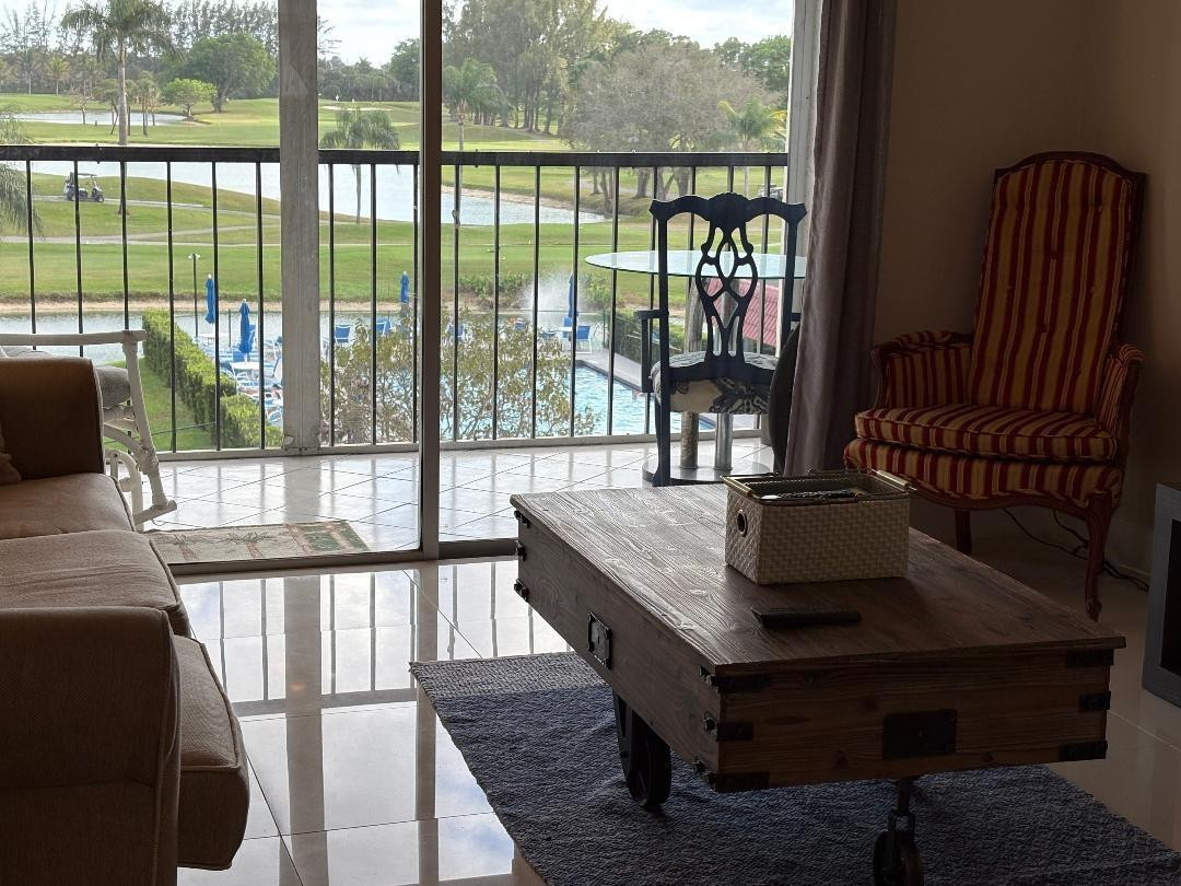 Hollybrook Golf & Tennis - Residential