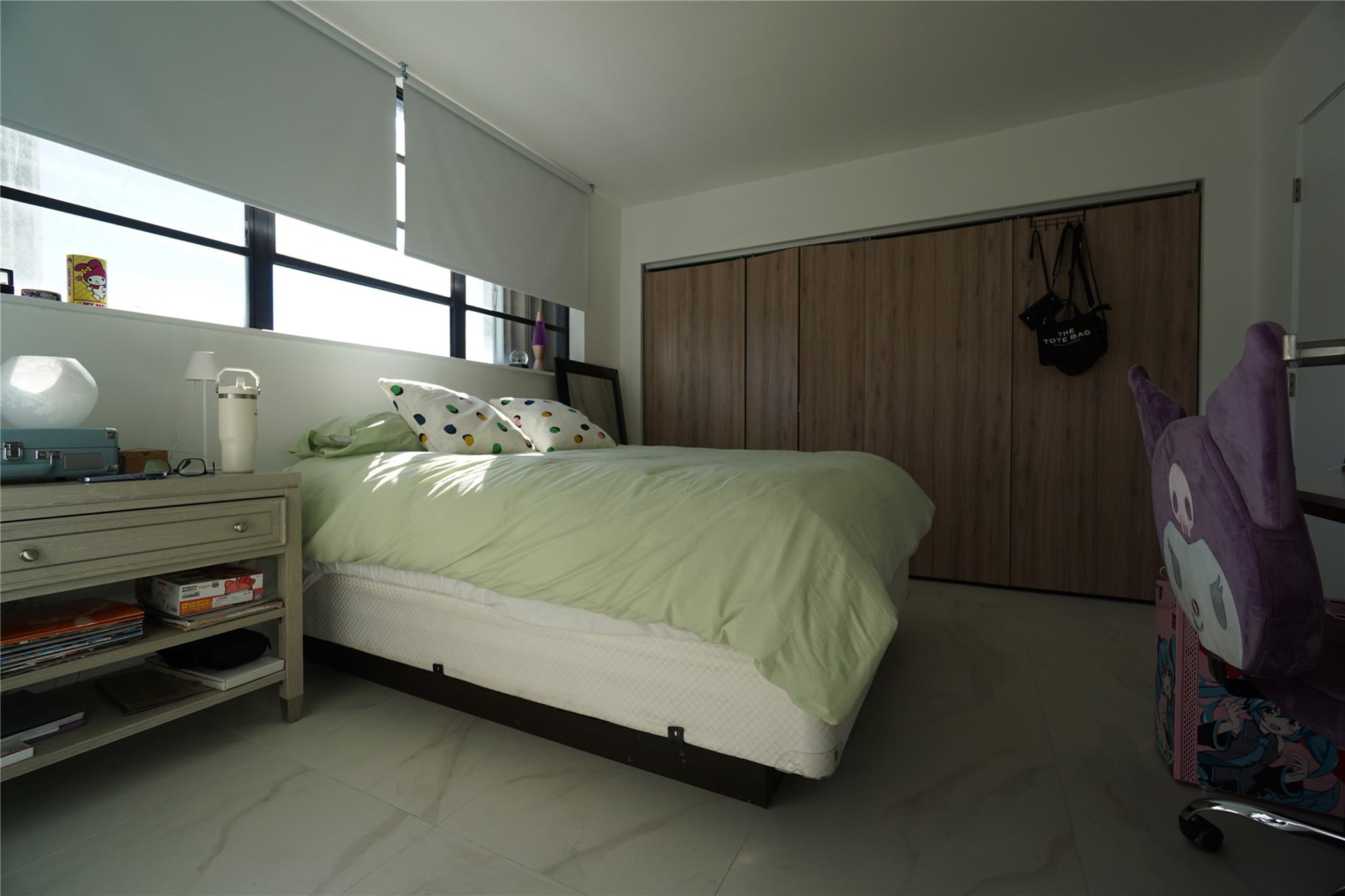 INDIAN CREEK TOWER - Residential