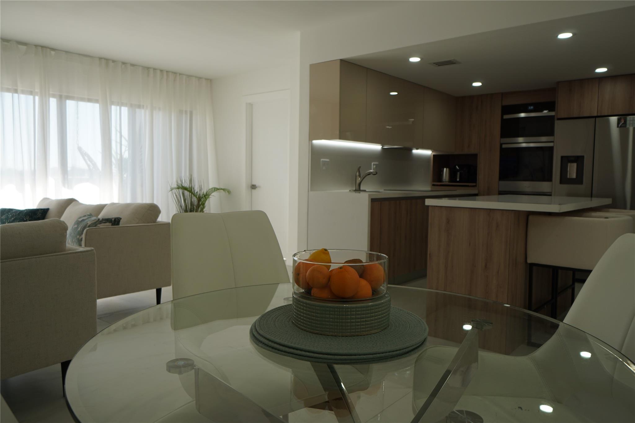 INDIAN CREEK TOWER - Residential