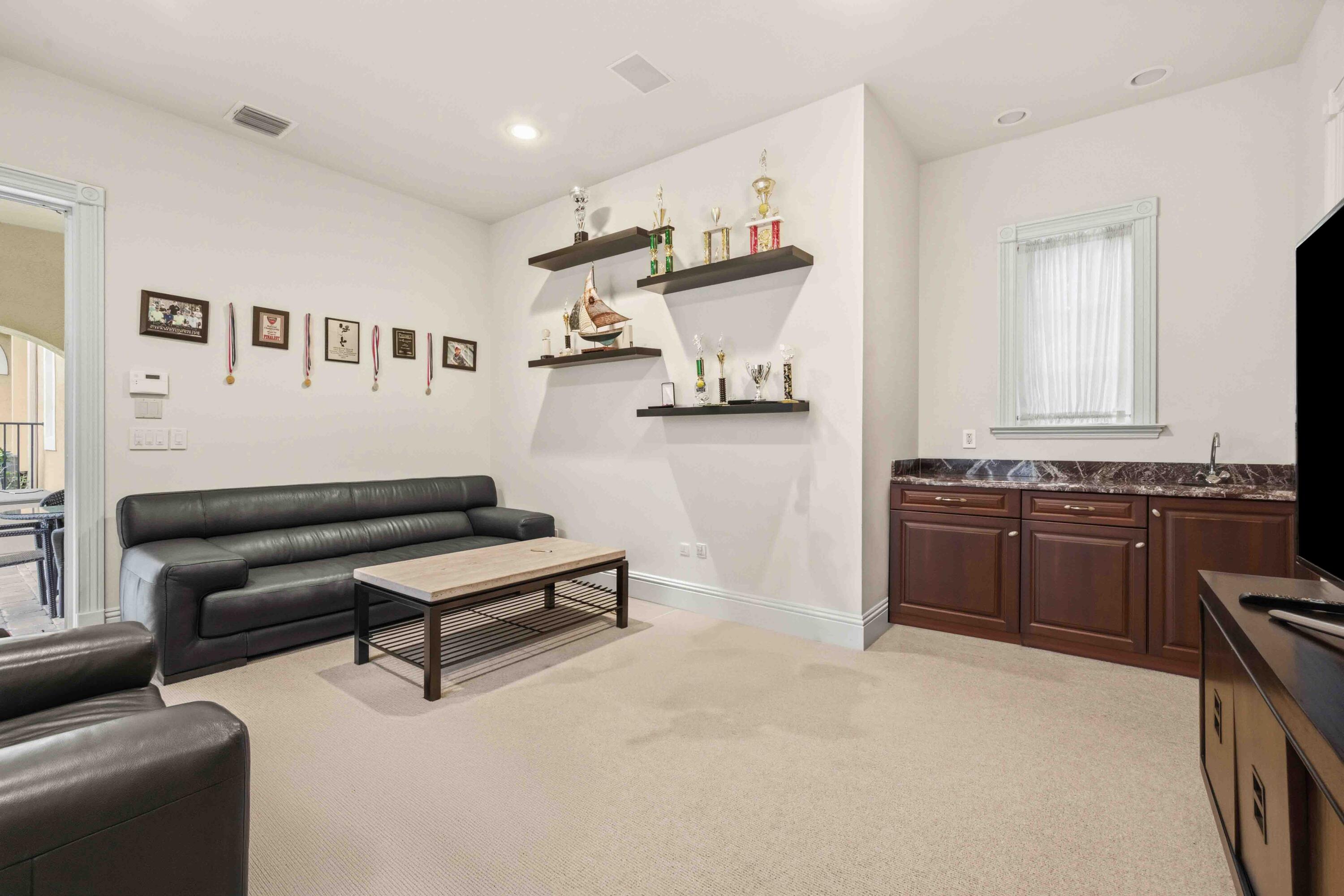 LONG LAKE ESTATES 1 AS - Residential