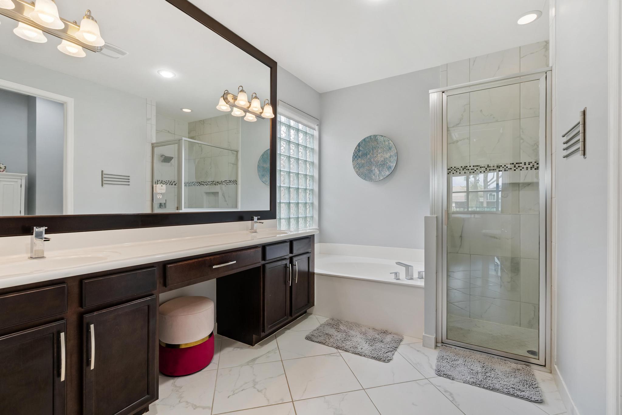 Tuscany North ATLANTIC COMMONS PL 5 - Residential
