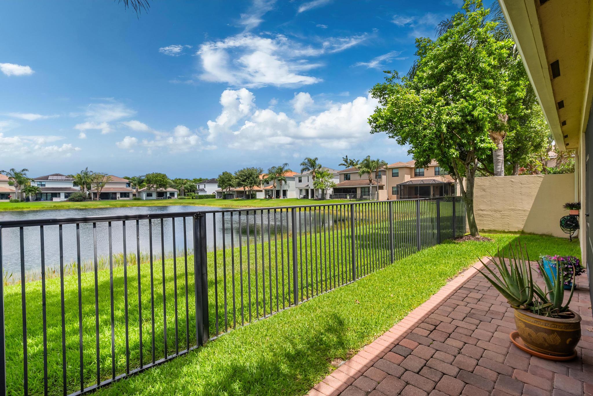 Tuscany North ATLANTIC COMMONS PL 5 - Residential