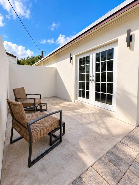 Tiny photo for 202 SW 52ND Avenue, Plantation, FL 33317 (MLS # B26089806)