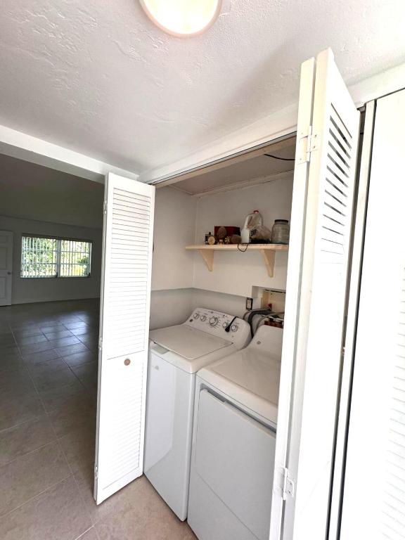 GREENWAY VILLAGE NORTH CONDO 1 - Residential