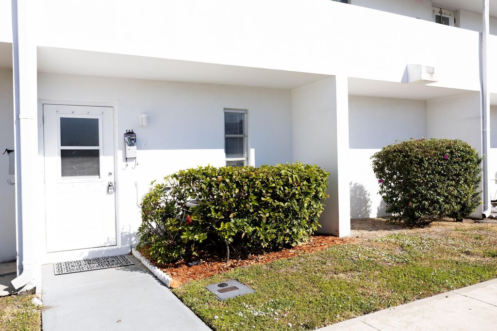 Photo of 141 West Court, Royal Palm Beach, FL 33411 (MLS # R11132199)