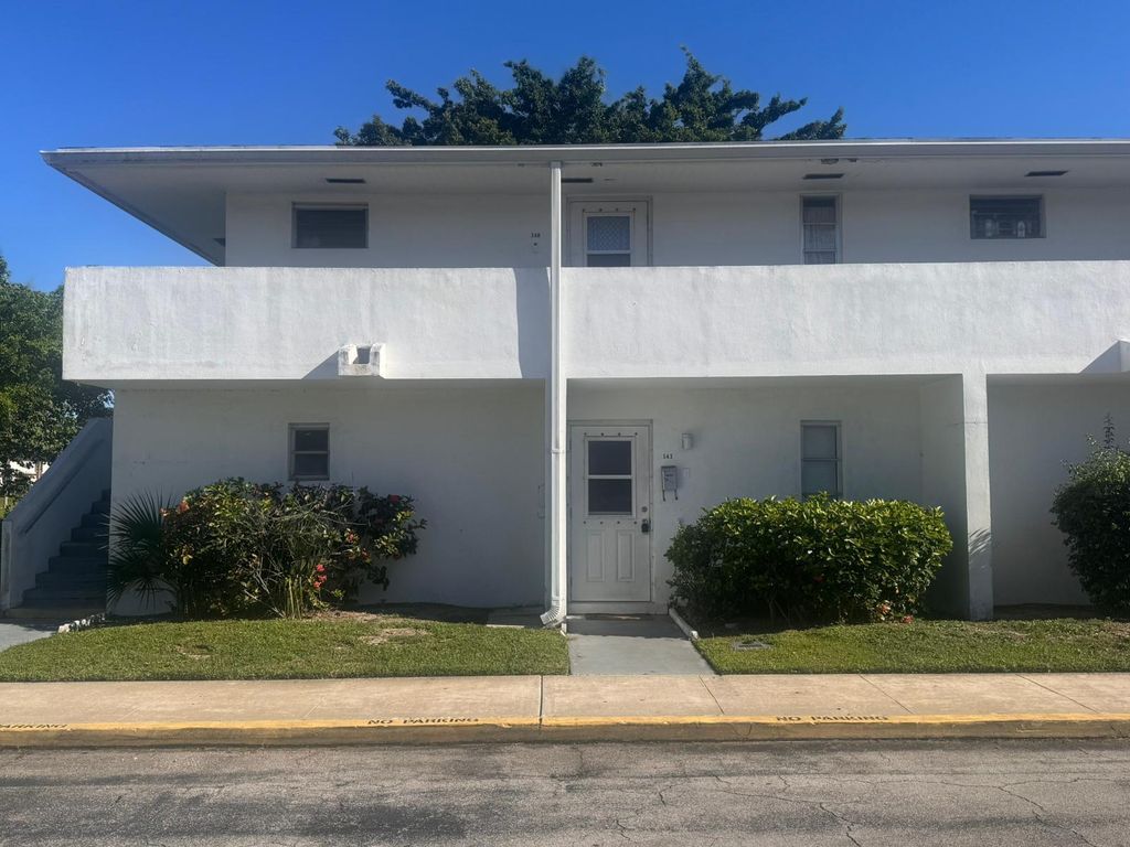 Photo of 141 West Court, Royal Palm Beach, FL 33411 (MLS # R11132199)