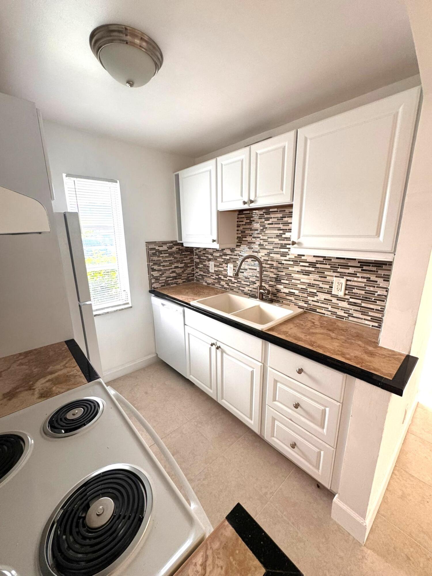 GREENWAY VILLAGE NORTH CO - Residential